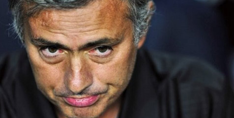 Mourinho: Nou Camp Selalu Memprovokasi