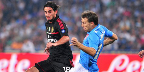 Cedera Panjang, Donadel Kritik Tim Medis Napoli Cedera Panjang, Donadel Kritik Tim Medis Napoli