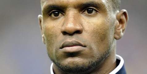 AC Milan dan PSG Berebut Eric Abidal