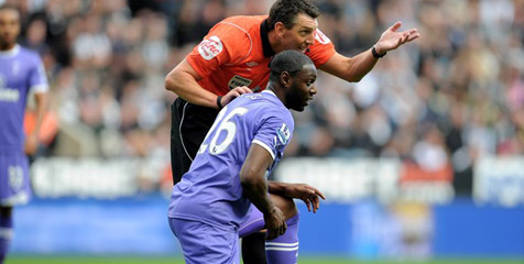 Lagi, Ledley King Menepi Karena Cedera Lagi, Ledley King Menepi Karena Cedera