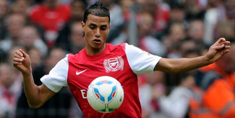 Wenger Tepis Rumor Kepergian Chamakh Wenger Tepis Rumor Kepergian Chamakh