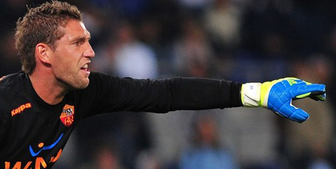 Stekelenburg: Saya Perlu Belajar Bahasa Italia