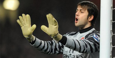 Fabianski Ancam Hengkang Demi Piala Eropa