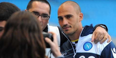 Napoli Hentikan Aksi Boikot Pers Napoli Hentikan Aksi Boikot Pers