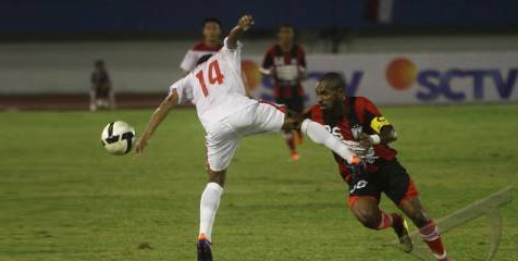 Review: Seri, Persipura Juarai SCTV Cup 2011 Review: Seri, Persipura Juarai SCTV Cup 2011