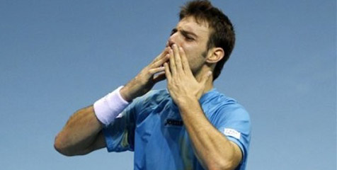 Kalahkan Juan Monaco, Granollers Juara di Valencia Kalahkan Juan Monaco, Granollers Juara di Valencia