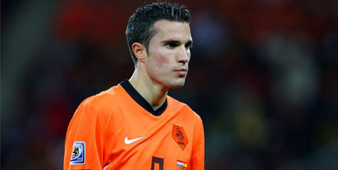Marwijk: Wenger Ingin RVP Absen