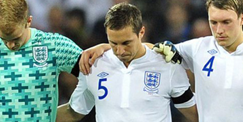 Jagielka Absen Lawan Swedia