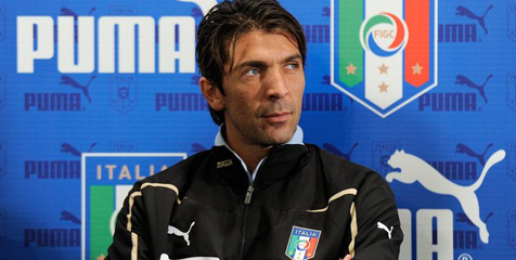 Buffon: Saya Bangga Dekati Rekor Dino Zoff