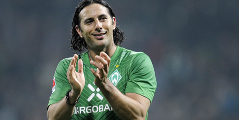 Bremen Ingin Perpanjang Kontrak Claudio Pizarro