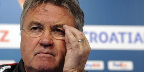 Terancam Pecat, Hiddink Keluhkan Kultur Sepak Bola Turki