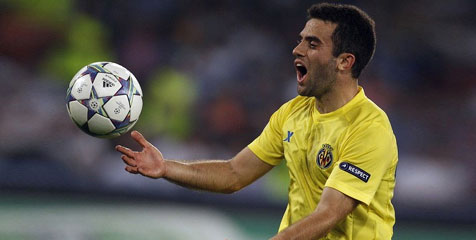 Villarreal Incar Saviola Sebagai Pengganti Rossi