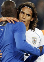 Nyaman di Napoli, Cavani Tolak Chelsea dan City Nyaman di Napoli, Cavani Tolak Chelsea dan City