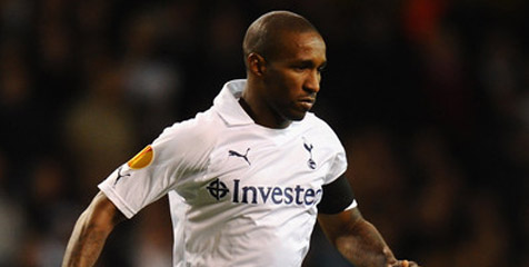 Defoe Balas Tantangan Wilshere di Twitter Defoe Balas Tantangan Wilshere di Twitter