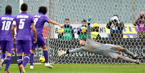 Review: Tiga Gol, Tiga Kartu Merah, Roma Merana