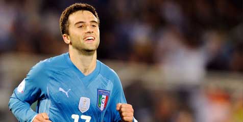 Italia: Rossi Siap Bermain di Euro 2012