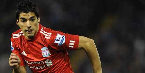 Kuyt: Suarez Adalah Pemain Yang Hebat