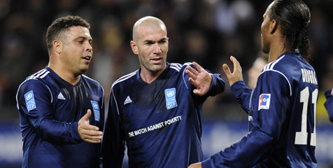 Laga Amal: Hamburg All Stars vs Ronaldo & Zidane XI (4-5)