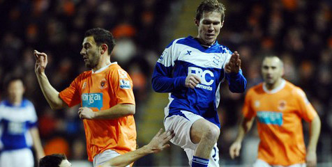 Cedera, Hleb Dipulangkan Wolfsburg ke Nou Camp Cedera, Hleb Dipulangkan Wolfsburg ke Nou Camp