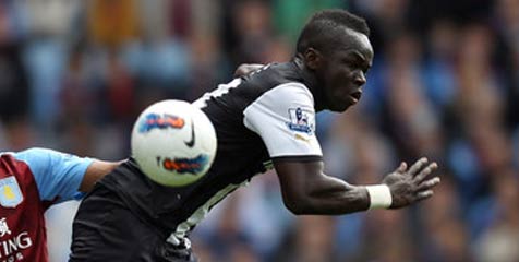 Laris Diburu Klub Besar, Pardew Pagari Tiote Laris Diburu Klub Besar, Pardew Pagari Tiote