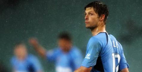 Diving, Sydney FC Denda Pemainnya Sendiri Diving, Sydney FC Denda Pemainnya Sendiri