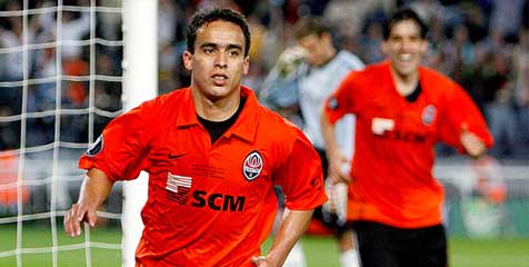 Arsenal dan Liverpool Incar Gelandang Shakhtar Donetsk