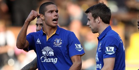 Chelsea Bantah Bakal Datangkan Rodwell