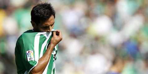 Cruzeiro Inginkan Roque Santa Cruz