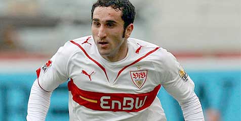 Milan: Molinaro Gantikan Taiwo?