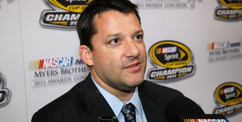 Stewart: 2011 Musim Bersejarah Bagi NASCAR