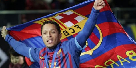 Adriano: Rival Terbesar Kami Adalah Madrid Adriano: Rival Terbesar Kami Adalah Madrid