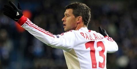 Dilepas Leverkusen, Ballack Tolak Pensiun