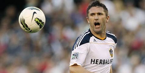 Mcleish: Kepemimpinan Keane Akan Bantu Villa