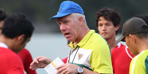 Wim Dipecat, Tapi Masih Urusi Timnas 