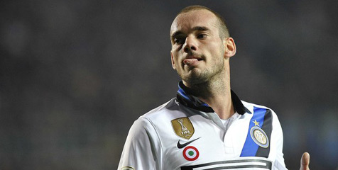 Ranieri Beri Peringatan Sneijder dan Forlan Ranieri Beri Peringatan Sneijder dan Forlan