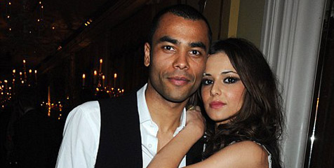 Cheryl Kembali ke Pelukan Ashley Cole