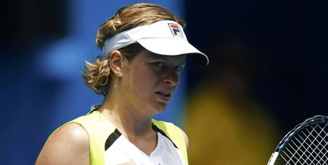 Kim Clijsters Melaju ke Putaran Tiga Australia Terbuka Kim Clijsters Melaju ke Putaran Tiga Australia Terbuka