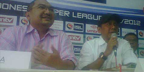 RD Jadi Pelatih, Jajang Nurjaman Turun Jadi Asisten