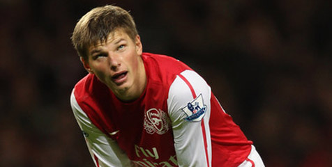 Wenger: Arsenal Tak Boleh Kehilangan Arshavin Wenger: Arsenal Tak Boleh Kehilangan Arshavin