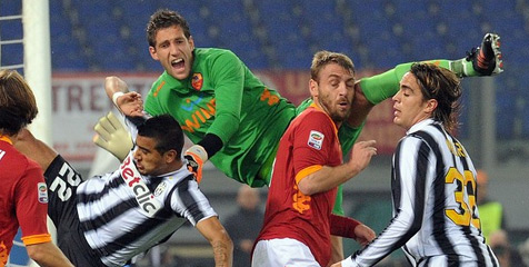 Preview: Juve vs Roma, Diselimuti Aroma Dendam Preview: Juve vs Roma, Diselimuti Aroma Dendam
