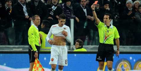 Lamela: Chiellini Provokasi Saya Lamela: Chiellini Provokasi Saya