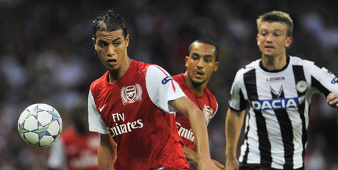 Chamakh: Rasanya Menyakitkan Dicadangkan di Arsenal