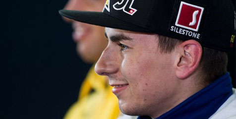 Stoner Tak Tertarik, Lorenzo dan Rossi Mendukung Stoner Tak Tertarik, Lorenzo dan Rossi Mendukung