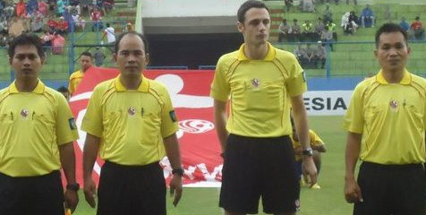 PSSI Bakal Gunakan Wasit Asing di IPL PSSI Bakal Gunakan Wasit Asing di IPL