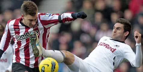 Cedera Kian Parah, Bendtner Absen Lebih Panjang Cedera Kian Parah, Bendtner Absen Lebih Panjang