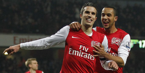 Van Persie Bebas Dari Ancaman Skorsing