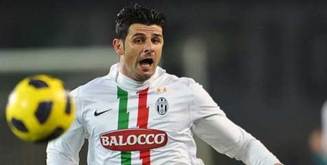 Iaquinta Resmi Dipinjamkan ke Cesena Iaquinta Resmi Dipinjamkan ke Cesena