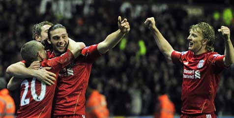 Review: Tiga Gol Liverpool Benamkan Wolves