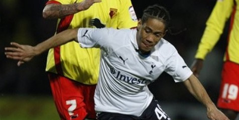 Gagal di Spurs, Pienaar Balik ke Everton