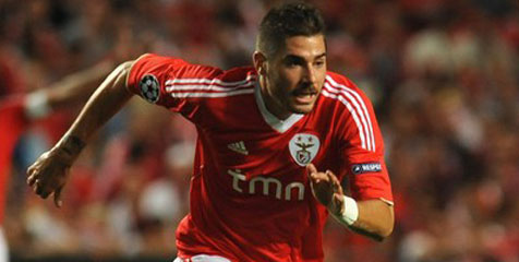 United dan Arsenal Akan Berburu Javi Garcia
